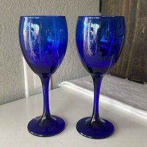 Pair of Colbalt Blue stemmed wine glasses.
